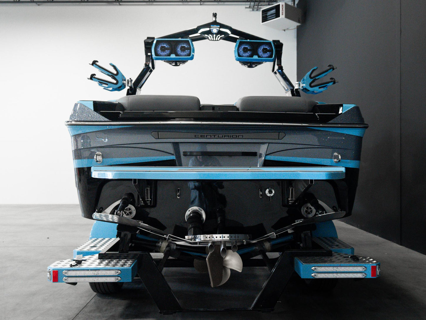 2025 Centurion Ri245 - Mist Blue / Gunmetal Flake / Onyx Black - BoardCo Boats