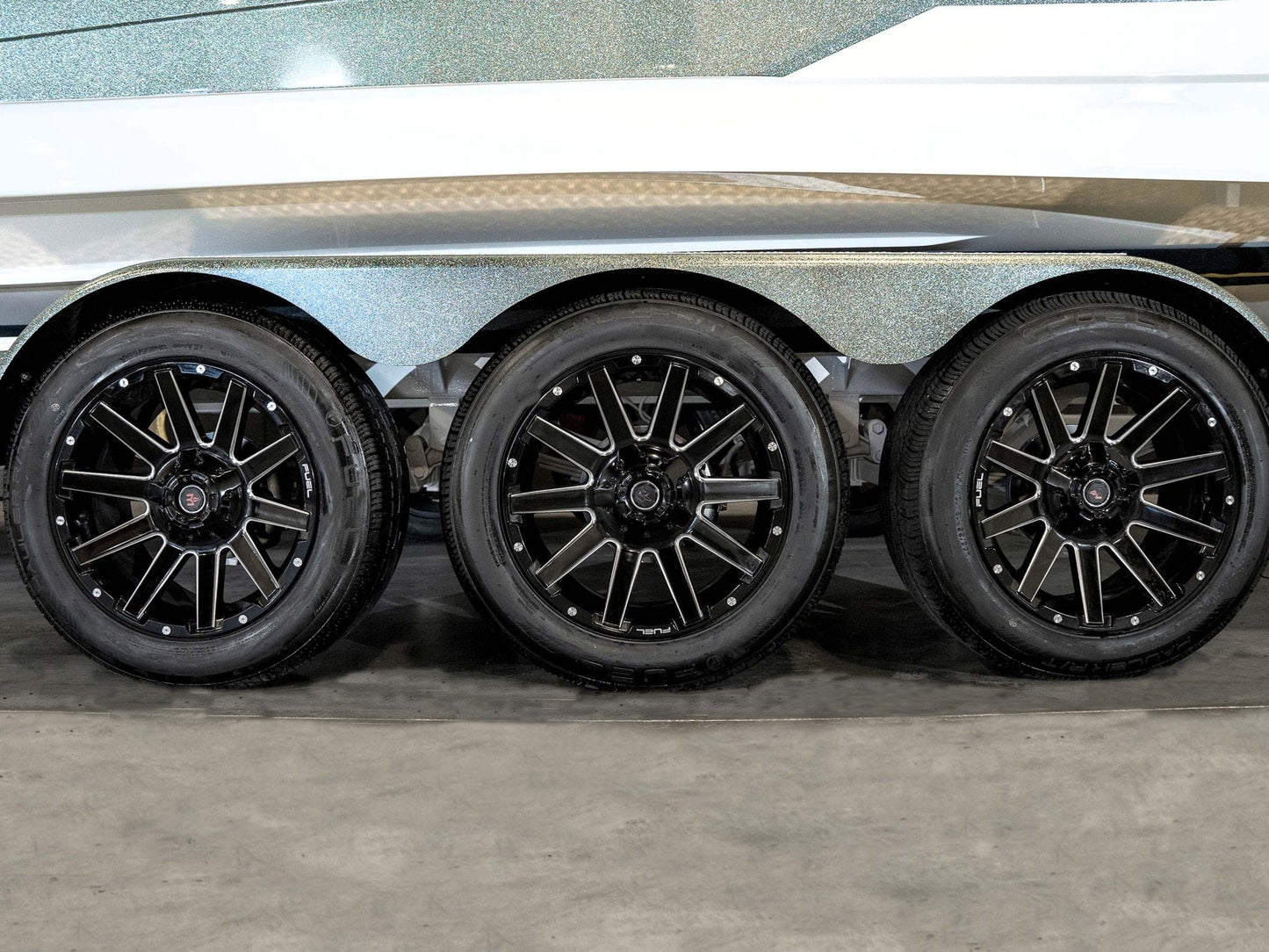 2025 Centurion Ri245 - Olive Pewter / White Frost - BoardCo Boats