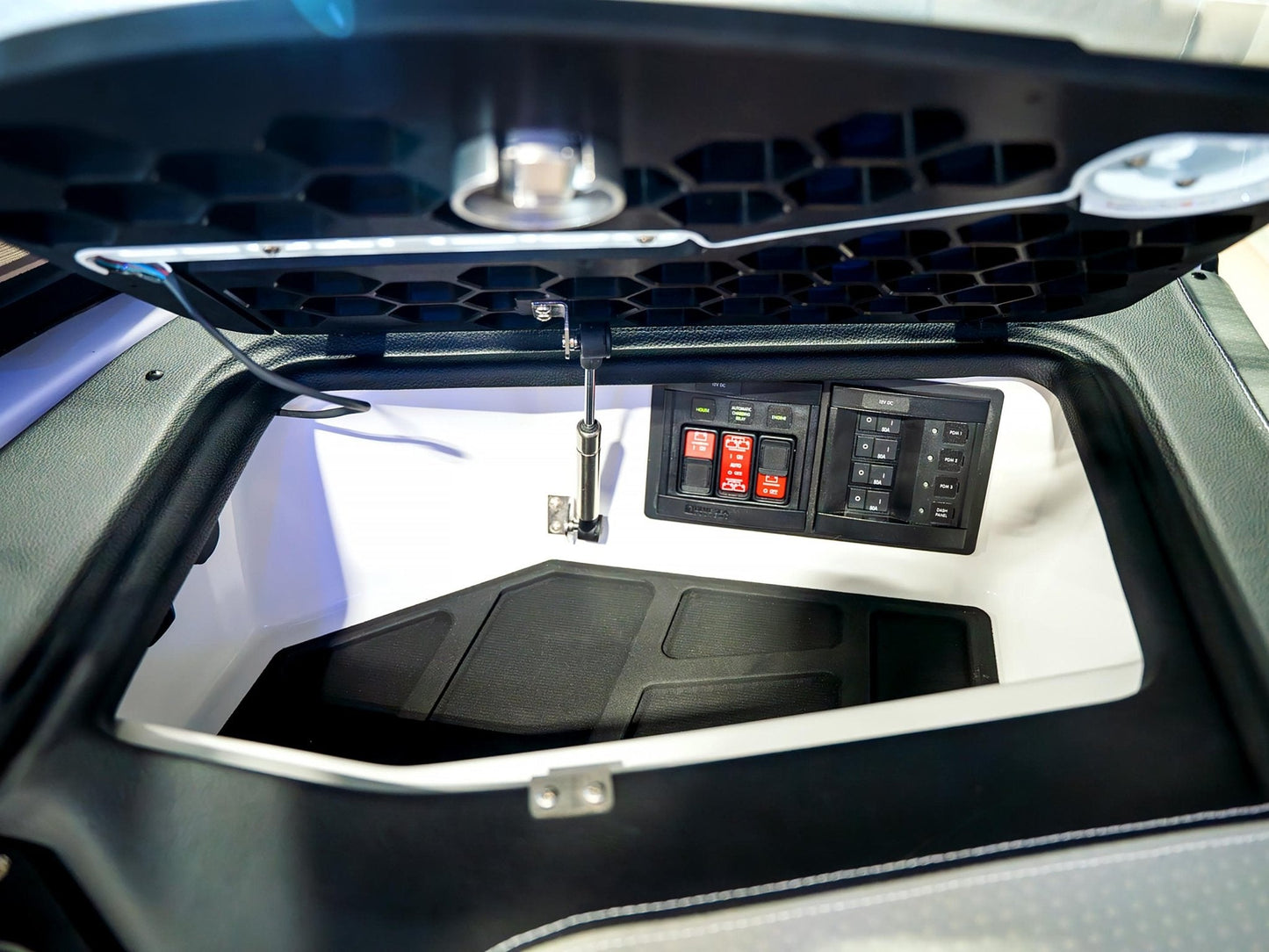 2025 Centurion Ri245 - Olive Pewter / White Frost - BoardCo Boats