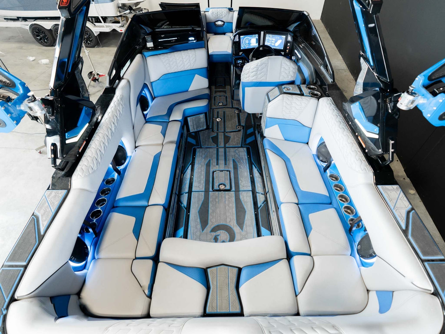 2025 Centurion Ri245 - Onyx Black / Marina Blue - BoardCo