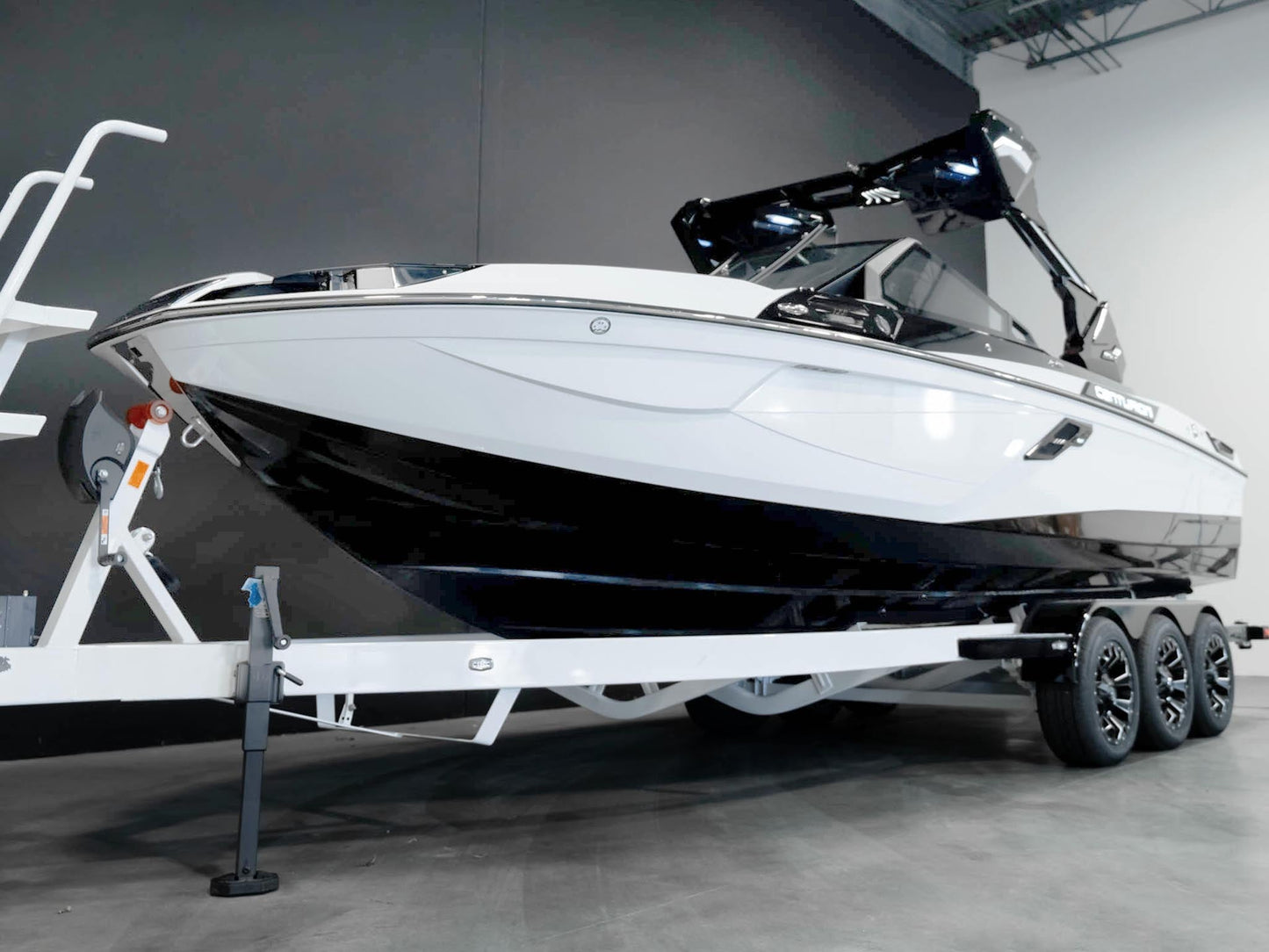 2025 Centurion Ri245 - Onyx Black / White Frost - BoardCo