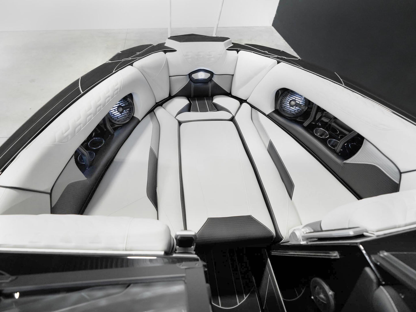 2025 Centurion Ri245 - Onyx Black / White Frost - BoardCo