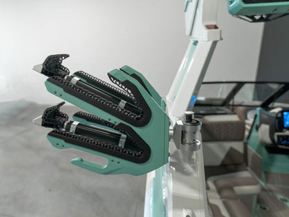2025 Centurion Ri245 - Spearmint / White Frost - BoardCo Boats