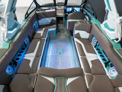 2025 Centurion Ri245 - Spearmint / White Frost - BoardCo Boats