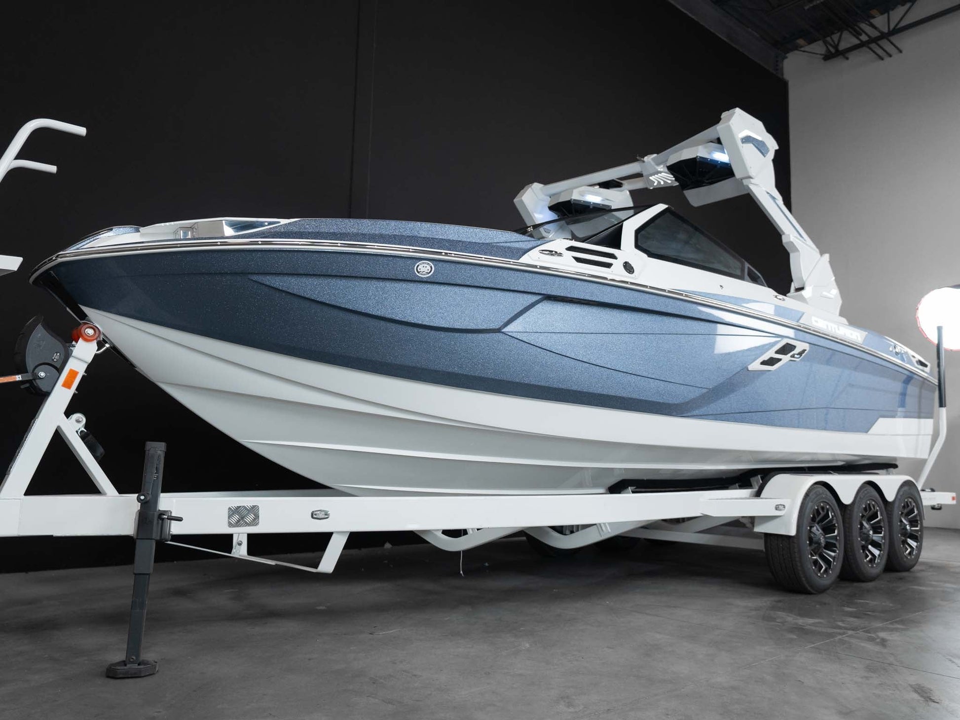 2025 Centurion Ri245 - Steel Blue / White - BoardCo Boats