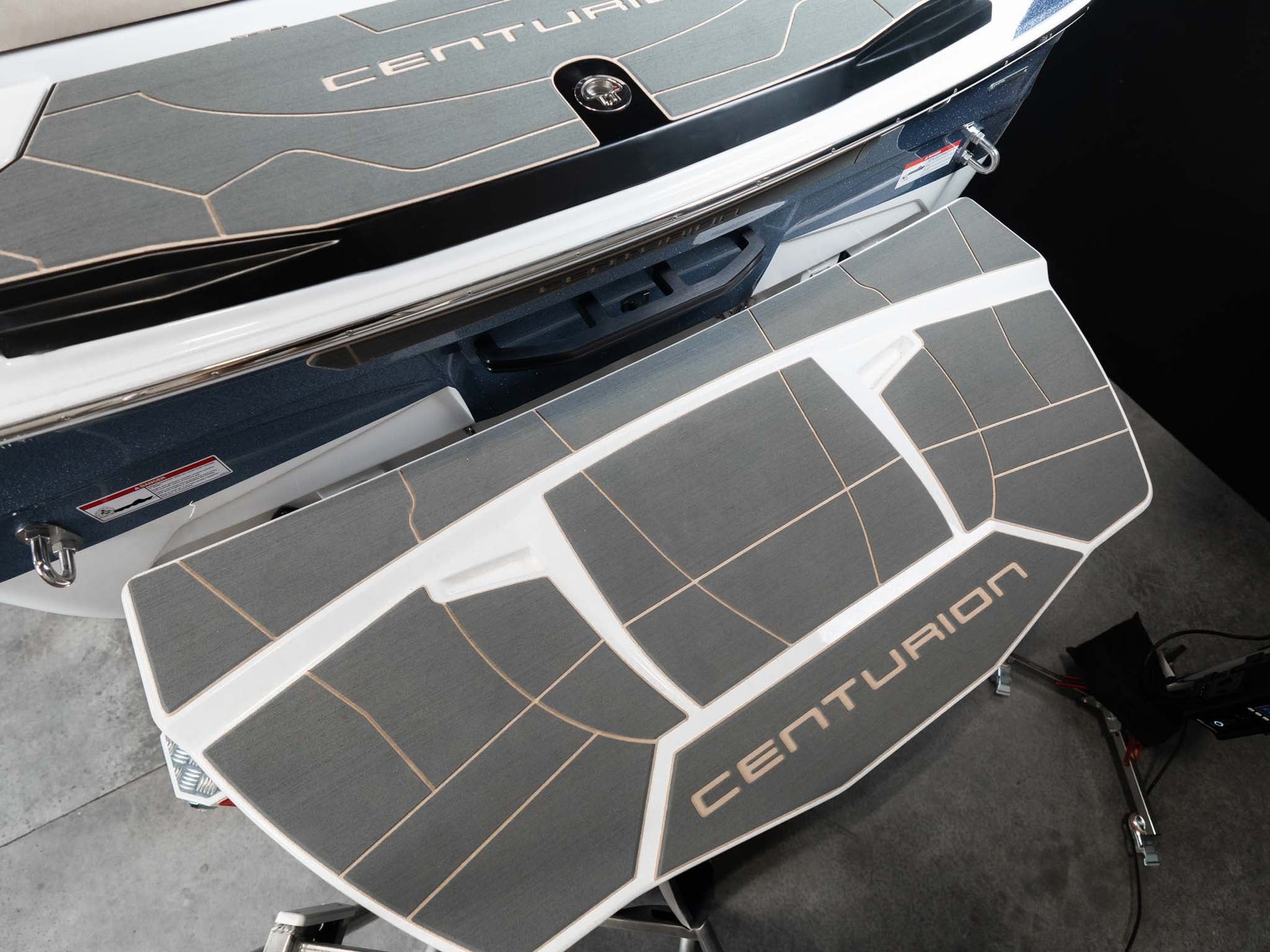 2025 Centurion Ri245 - Steel Blue / White - BoardCo Boats