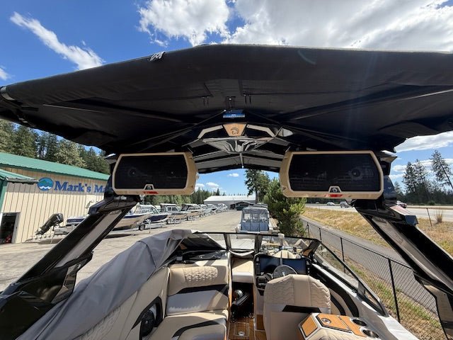 2025 Centurion Ri245 - Stone Grey / Tan - BoardCo Boats