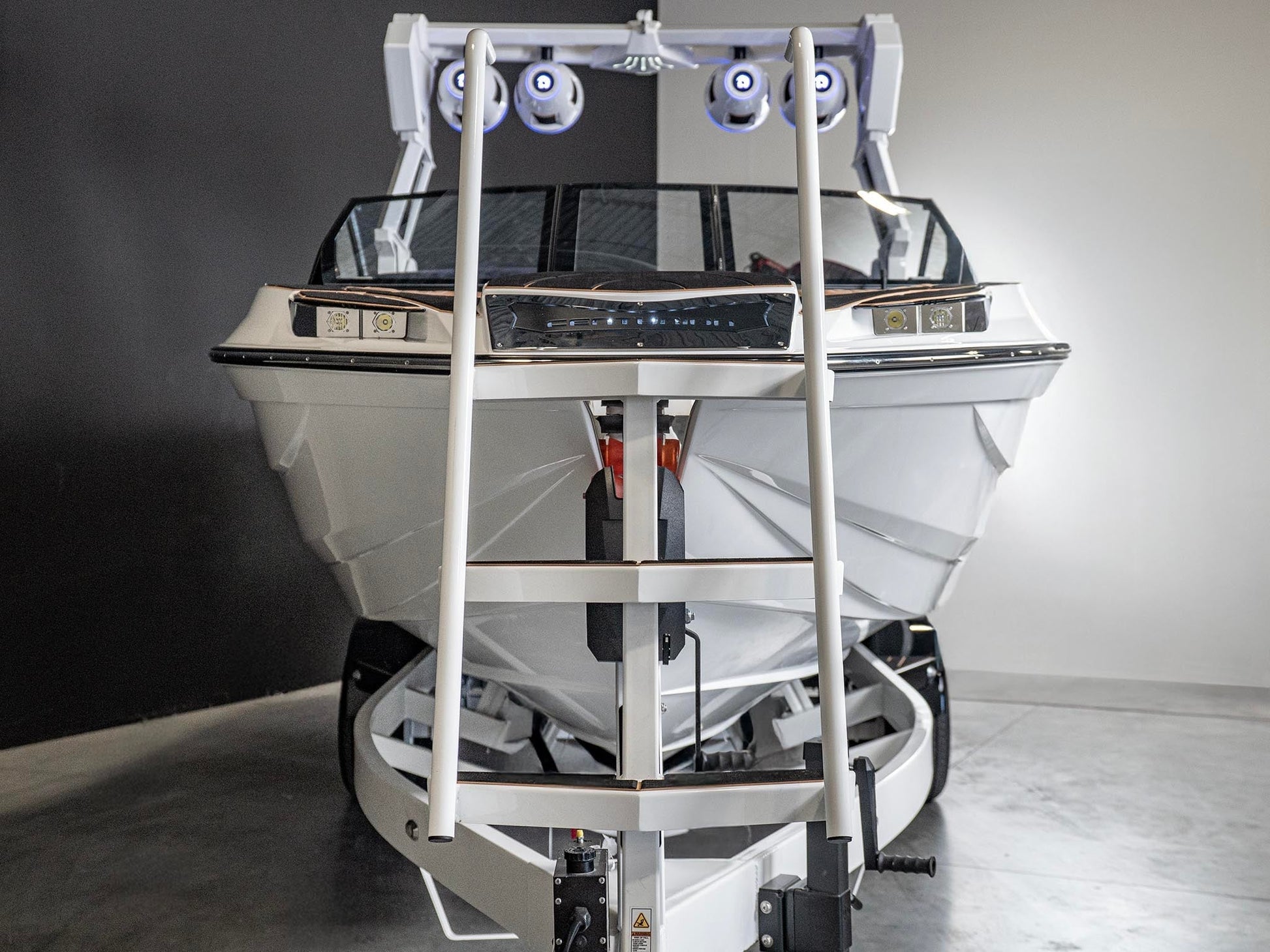 2025 Centurion Ri245 - White / Black / Tan - BoardCo Boats