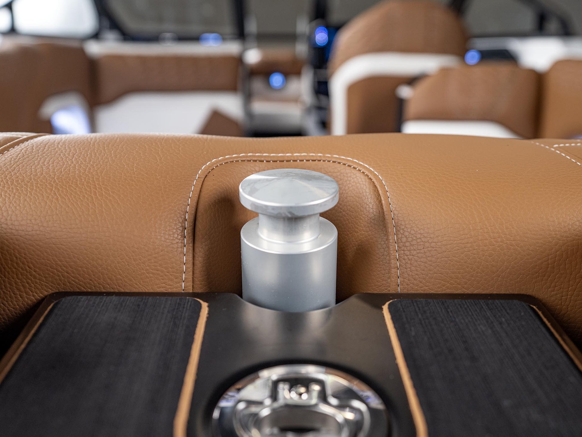 2025 Centurion Ri245 - White / Black / Tan - BoardCo Boats