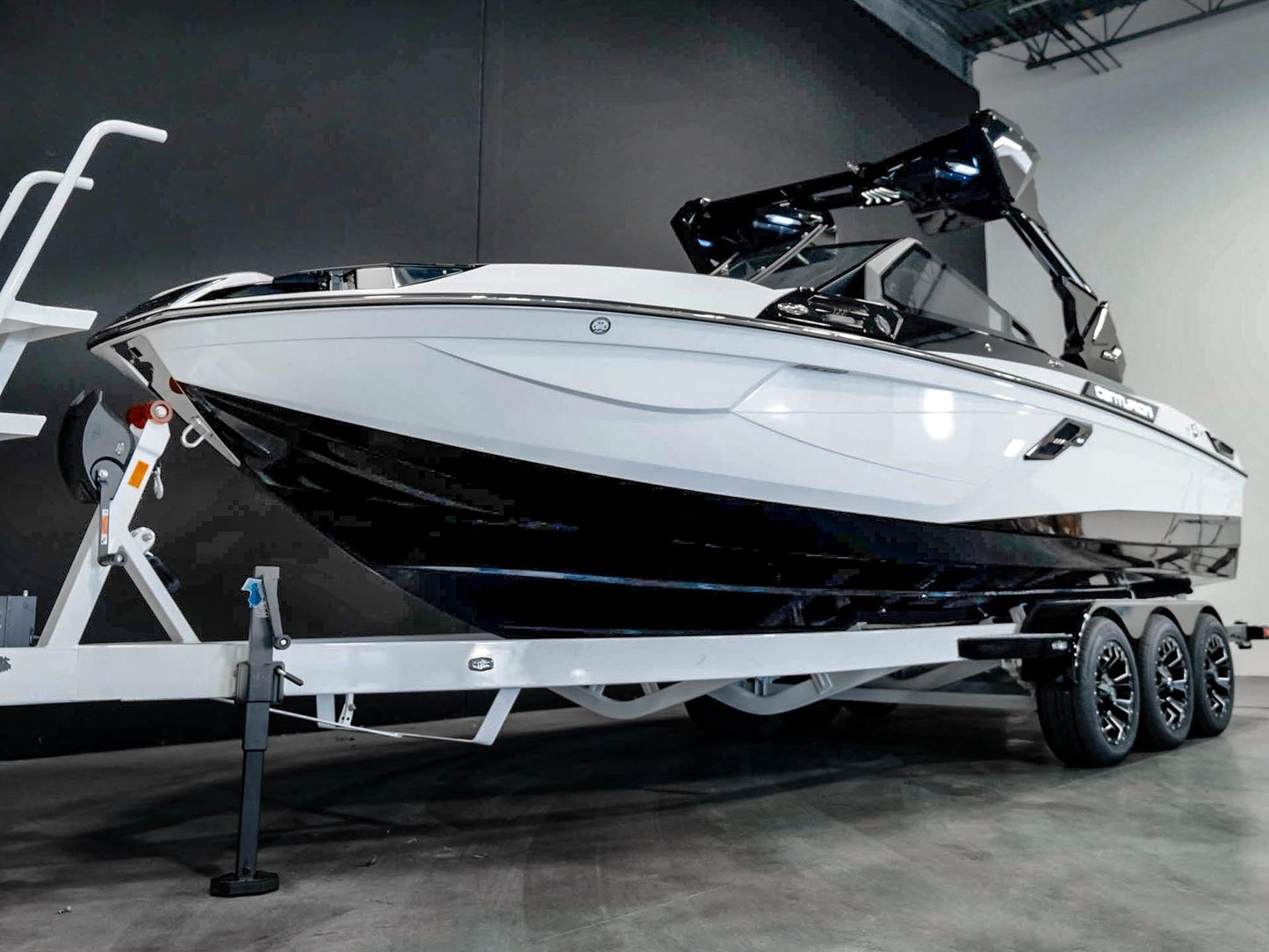 2025 Centurion Ri245 - White Frost / Onyx Black - BoardCo