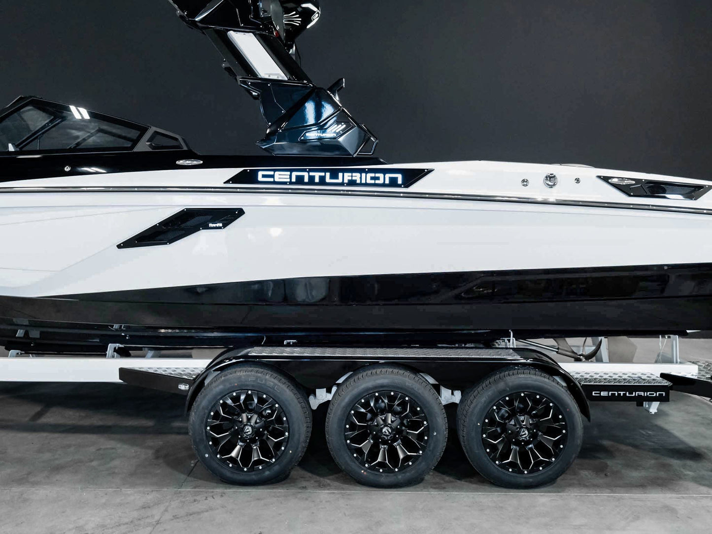 2025 Centurion Ri245 - White Frost / Onyx Black - BoardCo