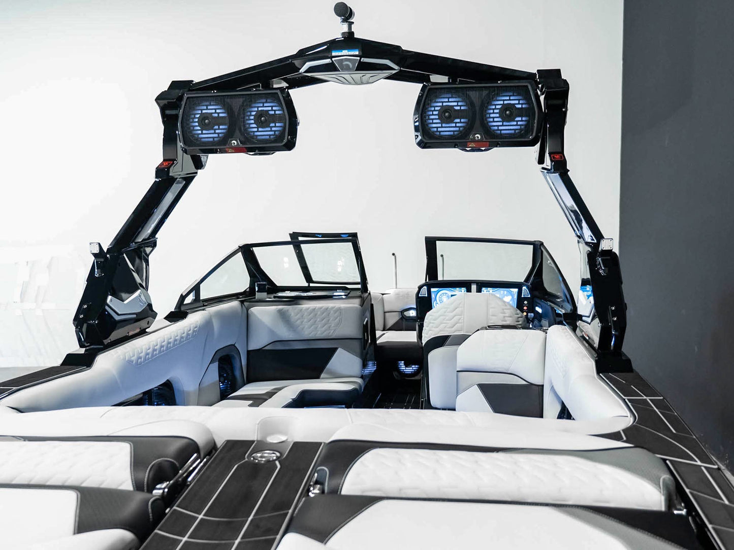 2025 Centurion Ri245 - White Frost / Onyx Black - BoardCo