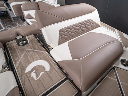 2025 Centurion Ri245 - White / Mocha - BoardCo Boats