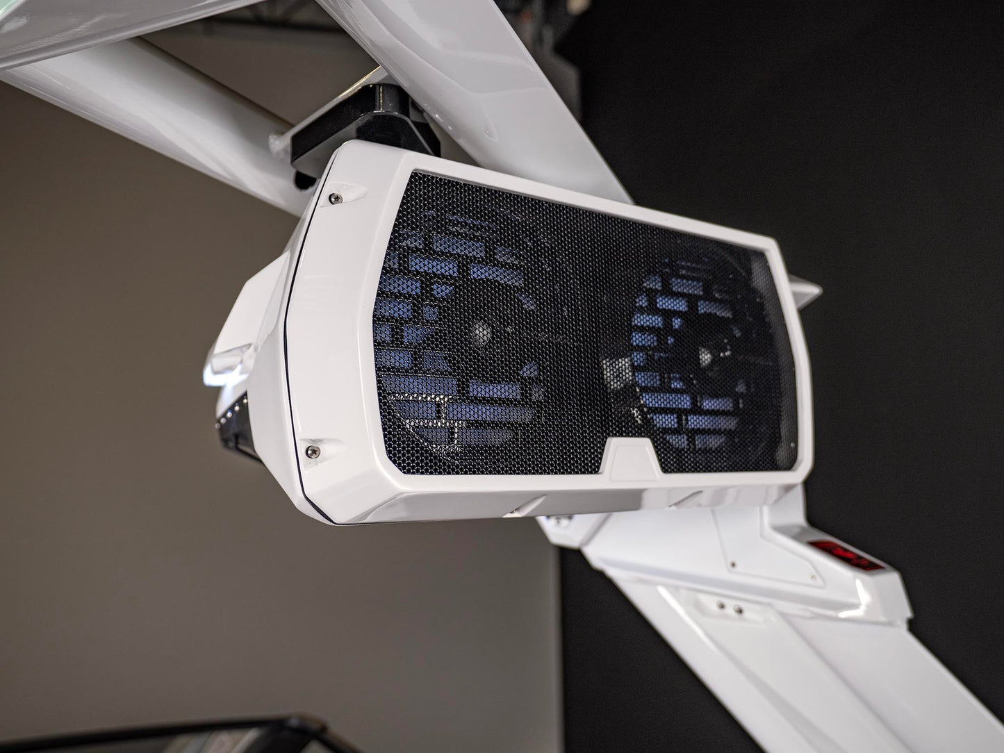 2025 Centurion Ri245 - White / Mocha - BoardCo Boats