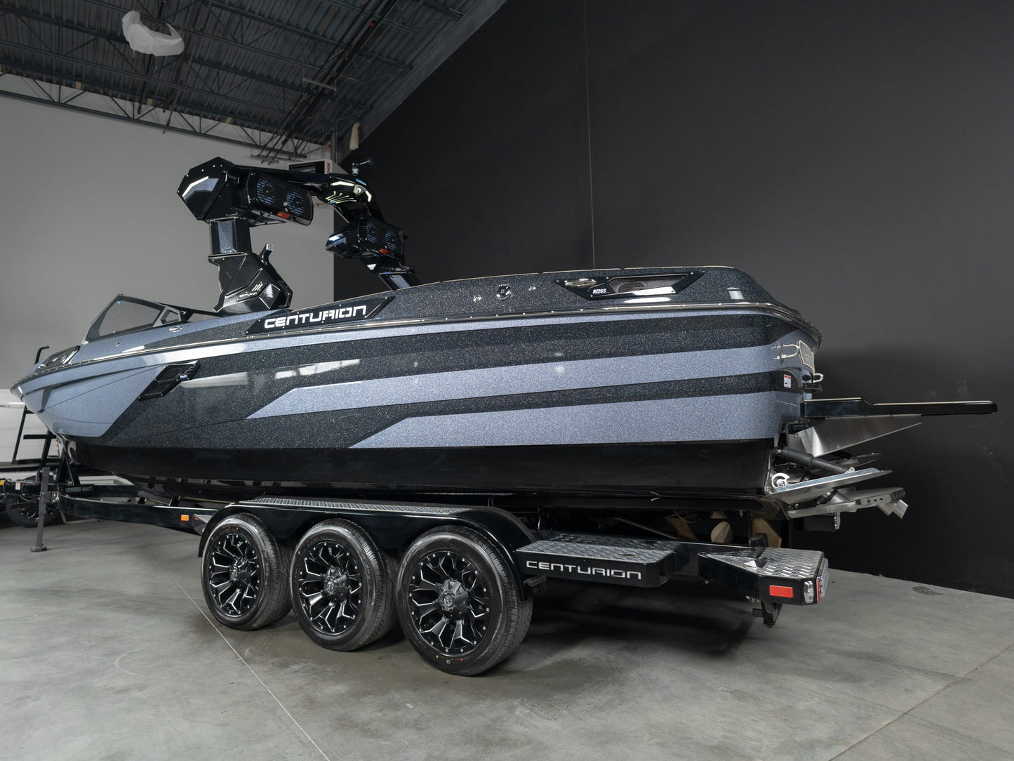 2025 Centurion Ri265 - Black / Gunmetal - BoardCo Boats