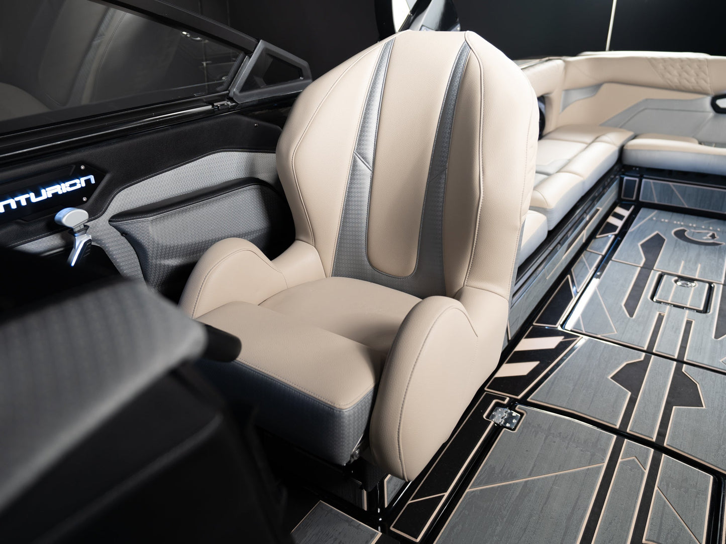 2025 Centurion Ri265 - Black / Gunmetal - BoardCo Boats