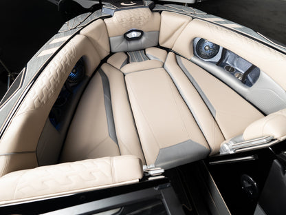2025 Centurion Ri265 - Black / Gunmetal - BoardCo Boats