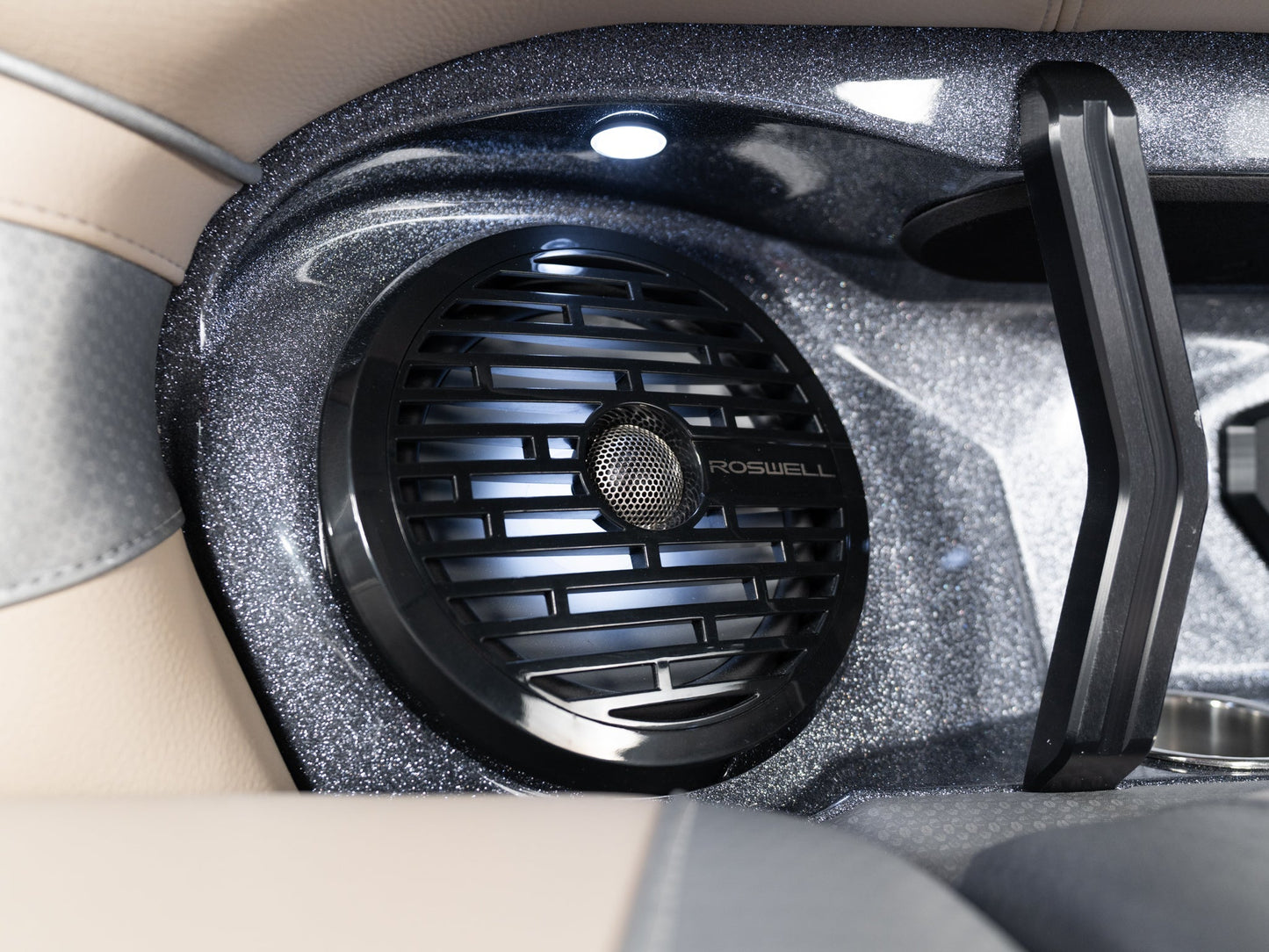 2025 Centurion Ri265 - Black / Gunmetal - BoardCo Boats