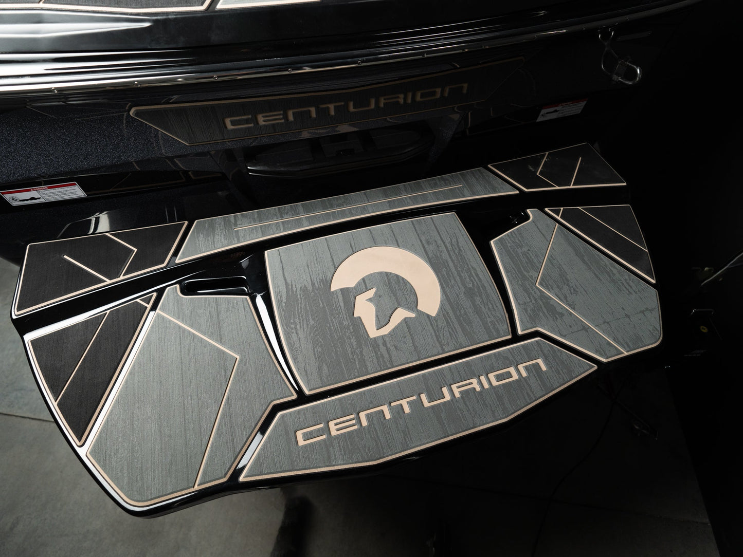 2025 Centurion Ri265 - Black / Gunmetal - BoardCo Boats