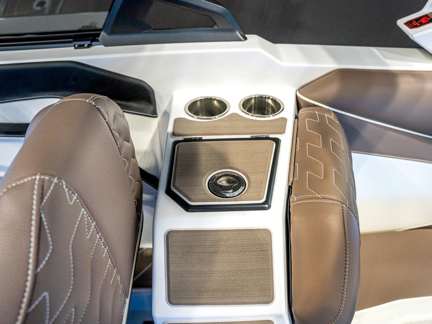 2025 Centurion Ri265 - White Frost - BoardCo Boats
