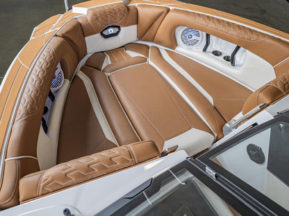 2025 Centurion Ri265 - White Frost / Castano Brown - BoardCo Boats