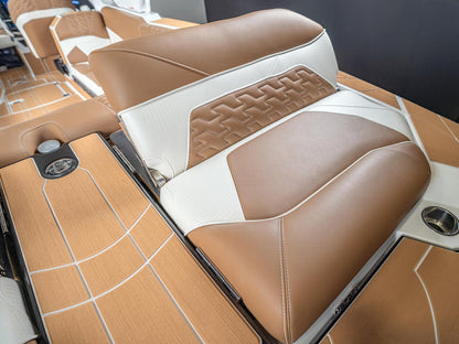 2025 Centurion Ri265 - White Frost / Castano Brown - BoardCo Boats