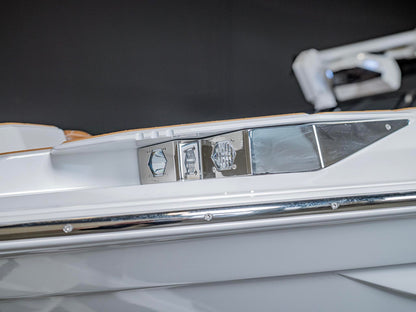 2025 Centurion Ri265 - White Frost / Castano Brown - BoardCo Boats
