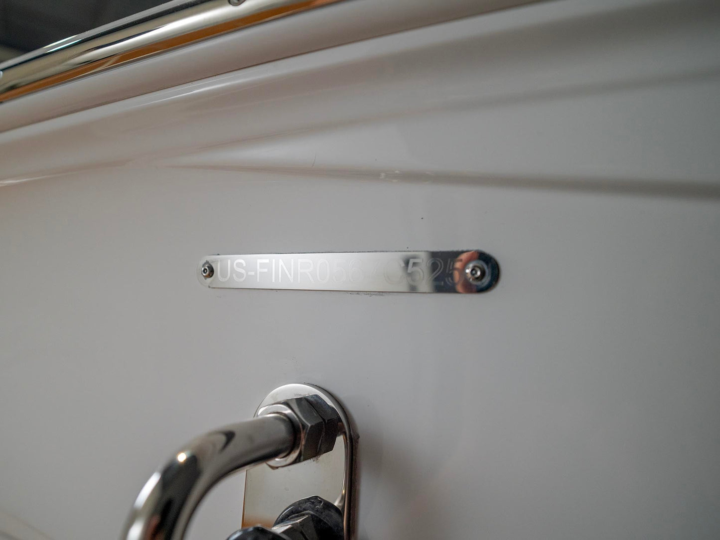 2025 Centurion Ri265 - White Frost / Castano Brown - BoardCo Boats