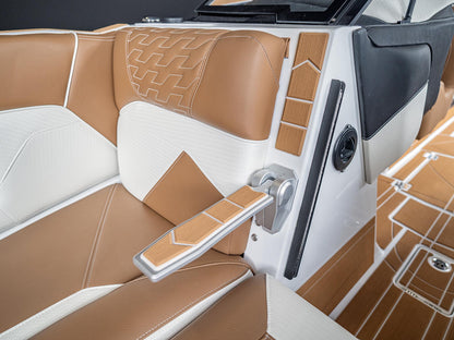 2025 Centurion Ri265 - White Frost / Castano Brown - BoardCo Boats