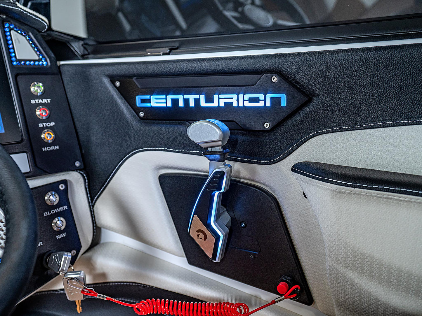 2025 Centurion Ri265 - White Frost / Castano Brown - BoardCo Boats