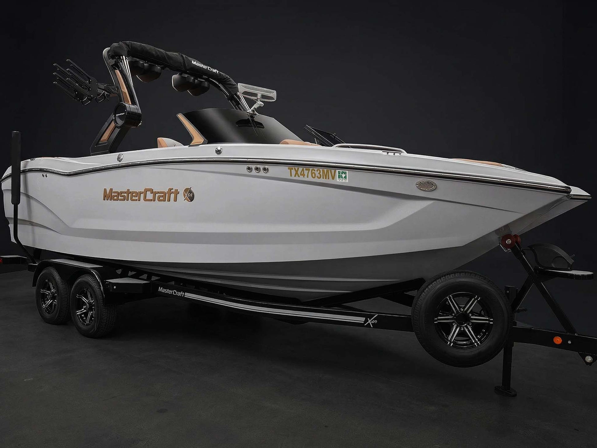 2025 MasterCraft X24 - Gray / Tan - BoardCo