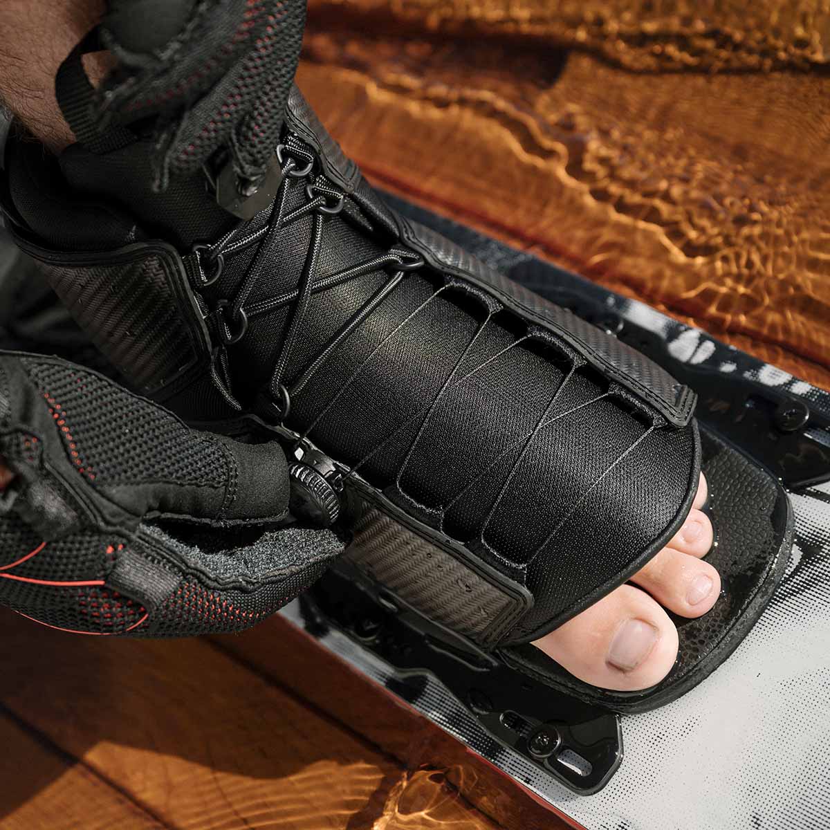 Radar Carbitex Vector BOA® Aluminum Plate Water Ski Binding 2026