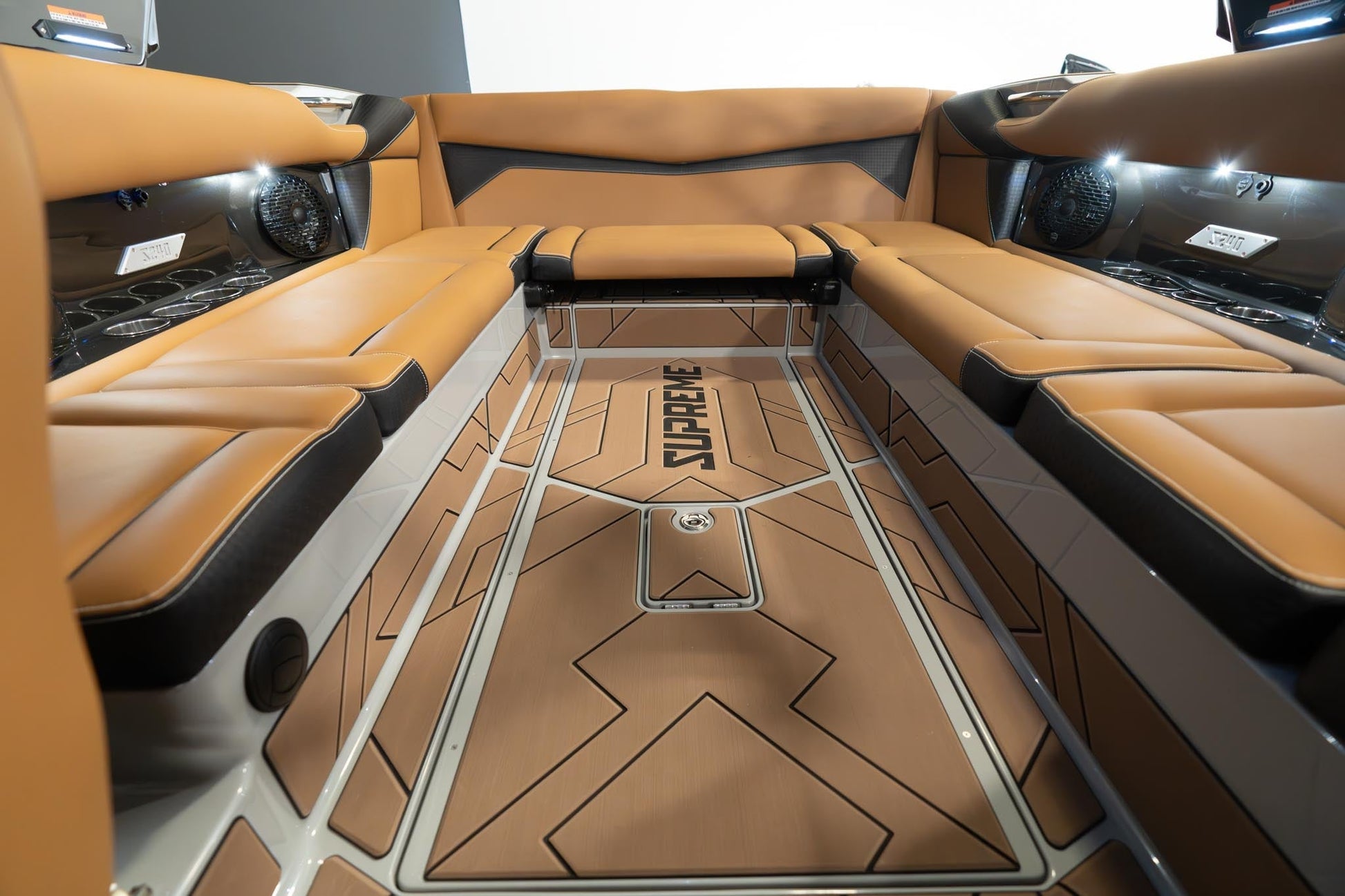 2025 Supreme S240 - Stone Grey - BoardCo Boats