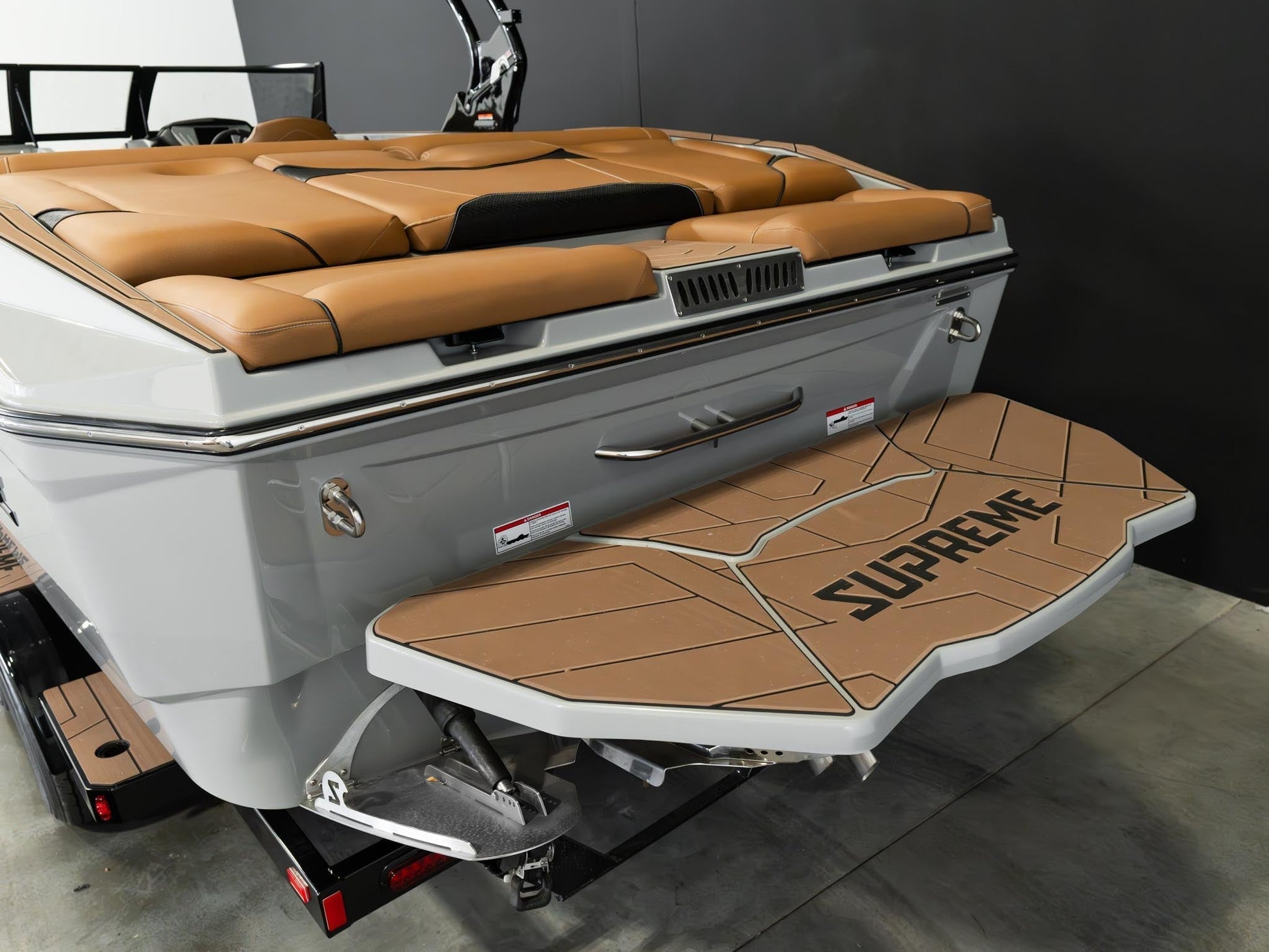 2025 Supreme S240 - Stone Grey / Castano Brown Interior - BoardCo