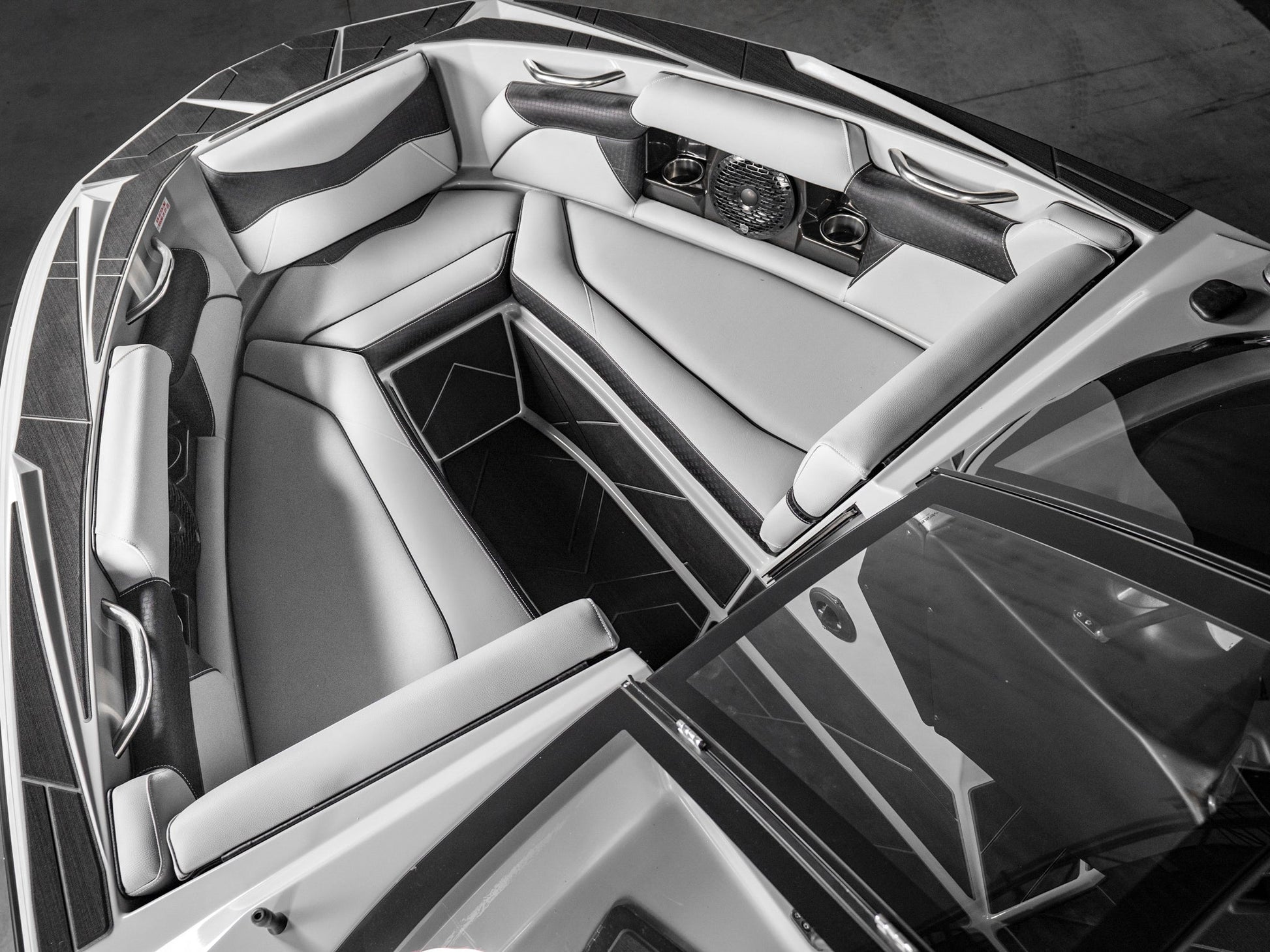 2025 Supreme S240 - Stone Grey / Stone Interior - BoardCo