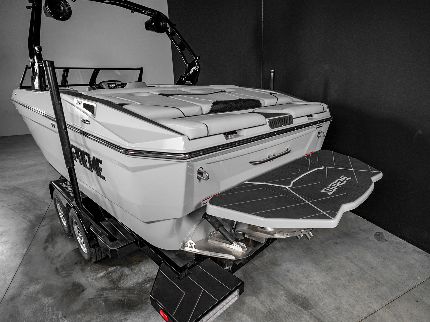 2025 Supreme S240 - Stone Grey / Stone Interior - BoardCo
