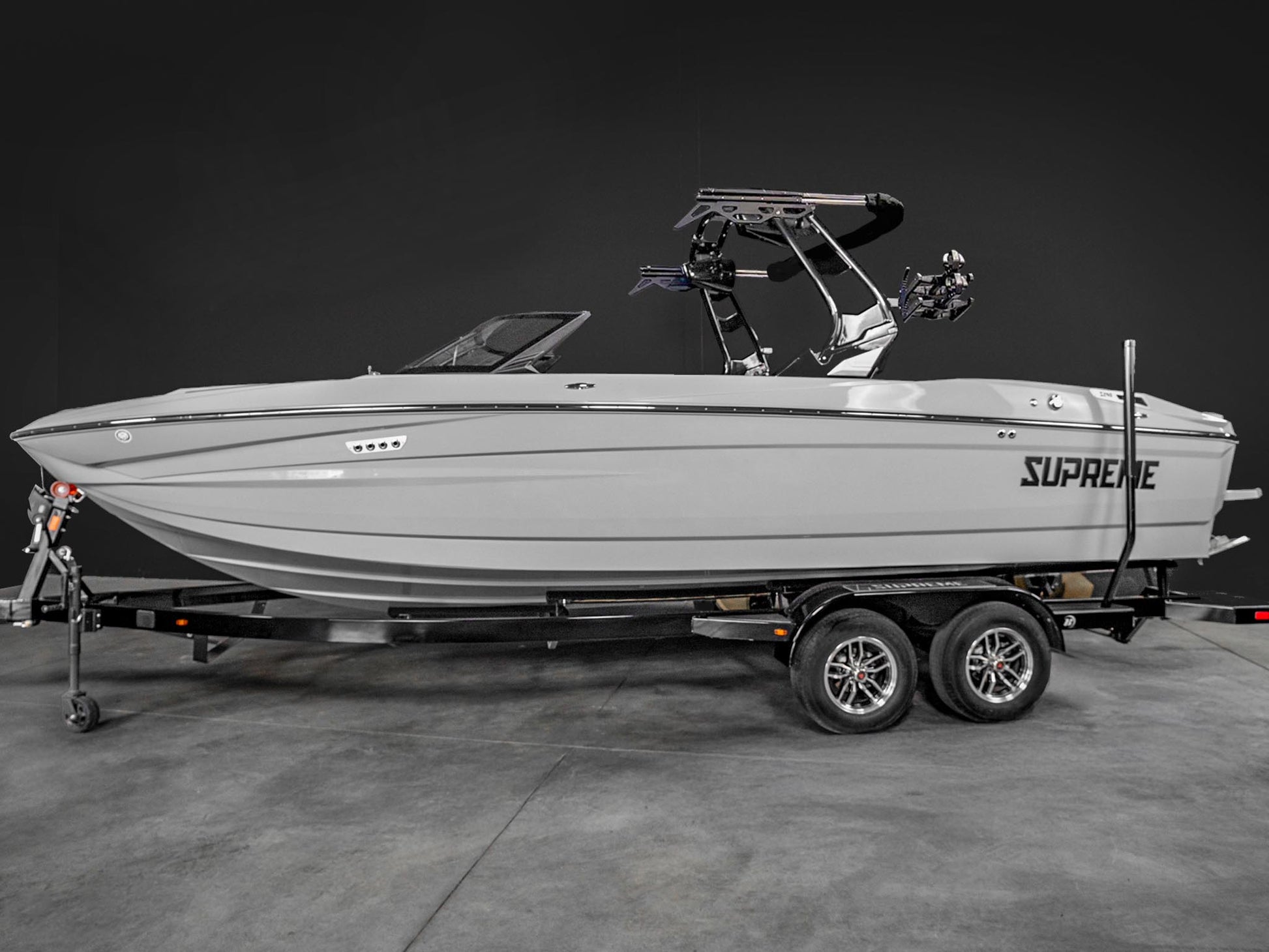 2025 Supreme S240 - Stone Grey / Stone Interior - BoardCo