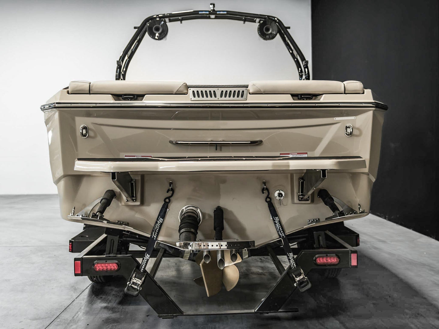 2025 Supreme S240 - Tan - BoardCo Boats