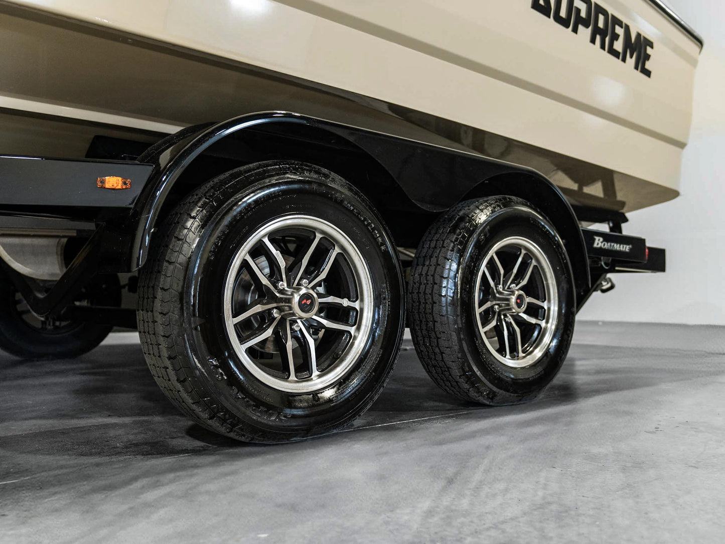 2025 Supreme S240 - Tan - BoardCo Boats
