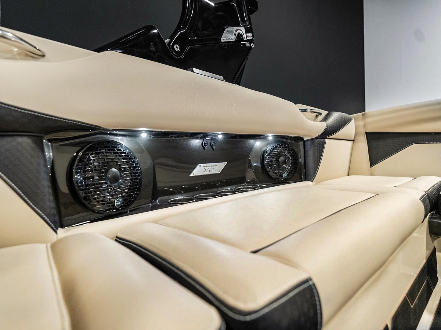 2025 Supreme S240 - Tan - BoardCo Boats