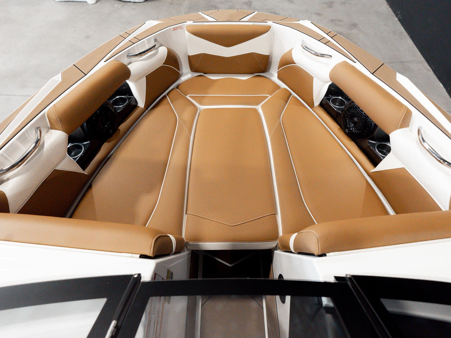 2025 Supreme S240 - White / Tan Interior - BoardCo