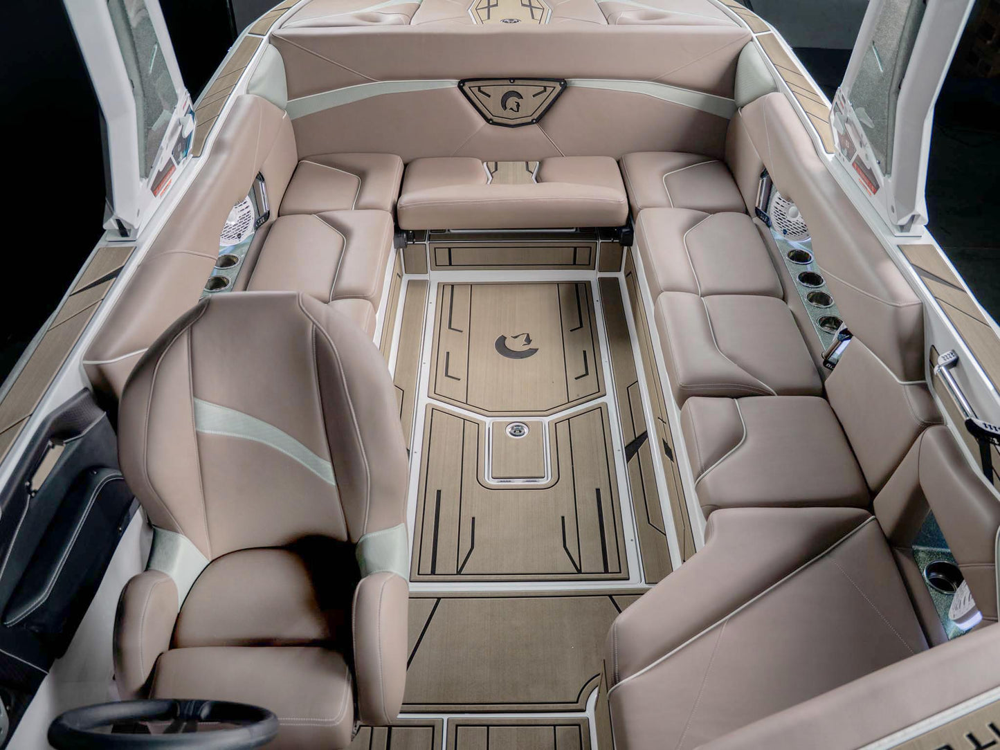 2026 Centurion NV243 - Olive Pewter Flake / White Frost