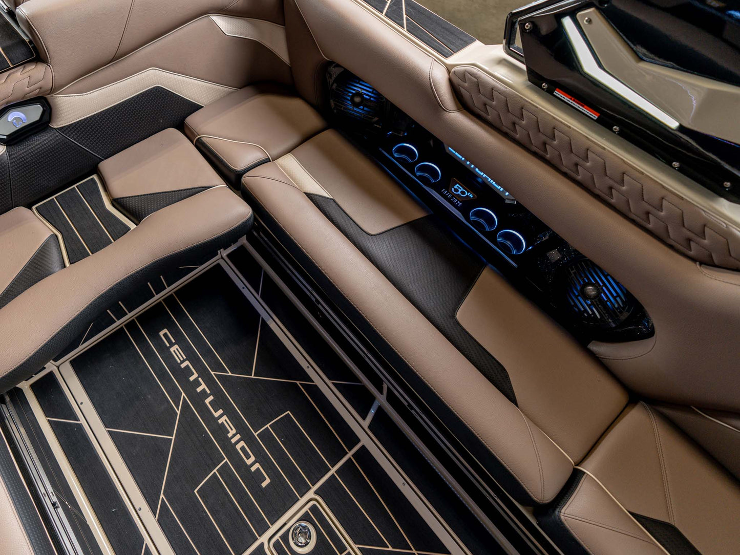 2026 Centurion Ri245 - Black Flake / Tan