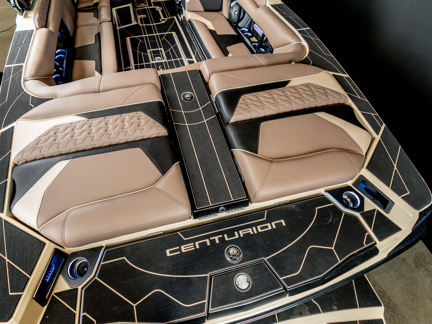 2026 Centurion Ri245 - Black Flake / Tan