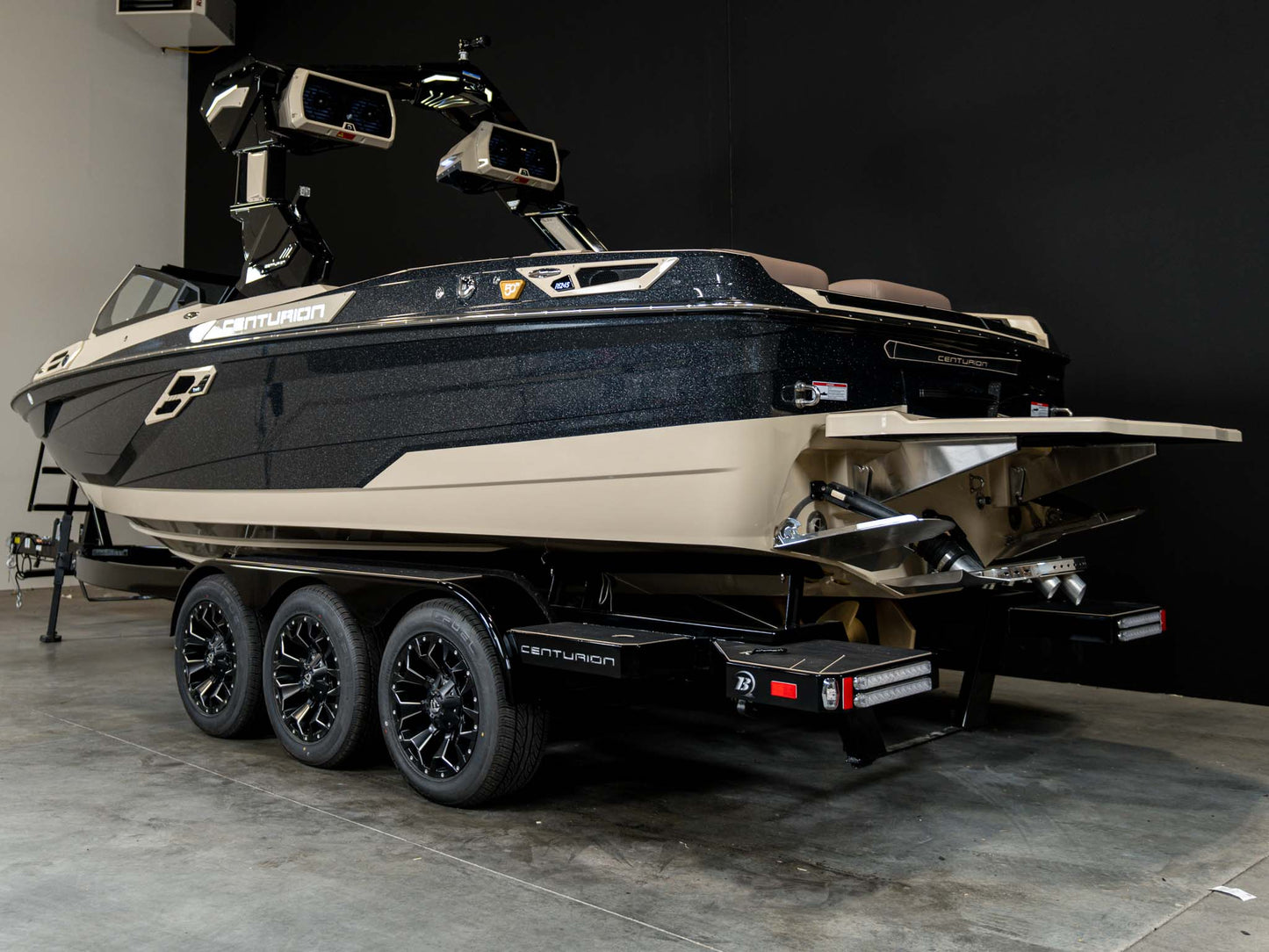 2026 Centurion Ri245 - Black Flake / Tan