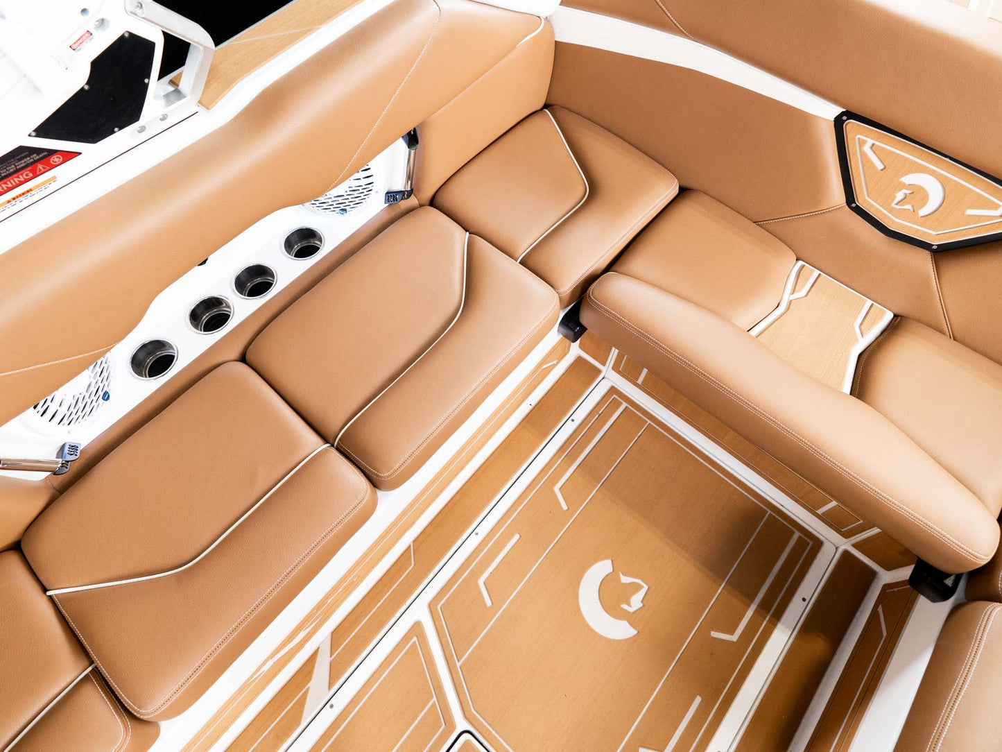 2026 Centurion NV243 - Frost White / Castano - BoardCo Boats