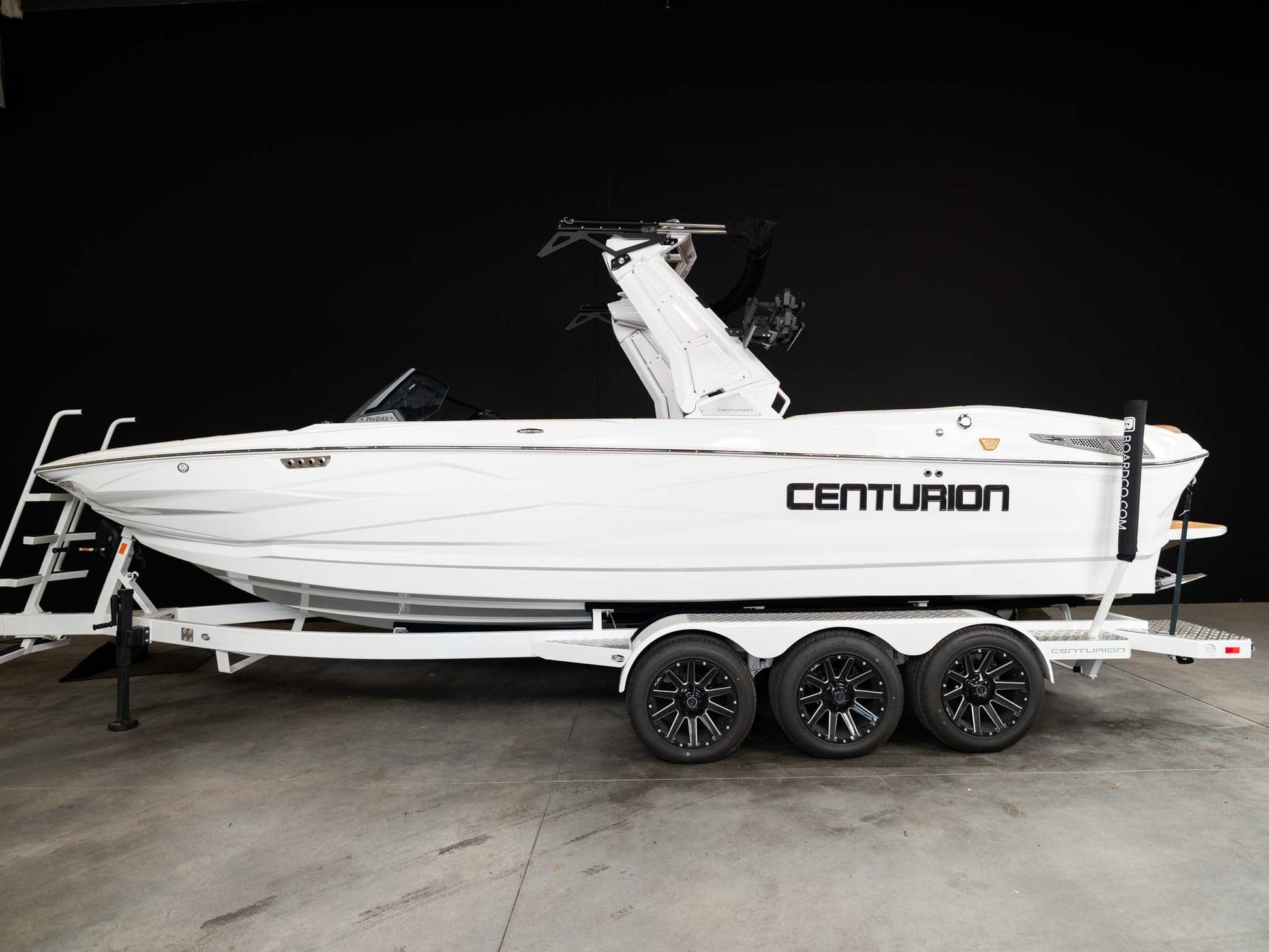 2026 Centurion NV243 - Frost White / Castano - BoardCo