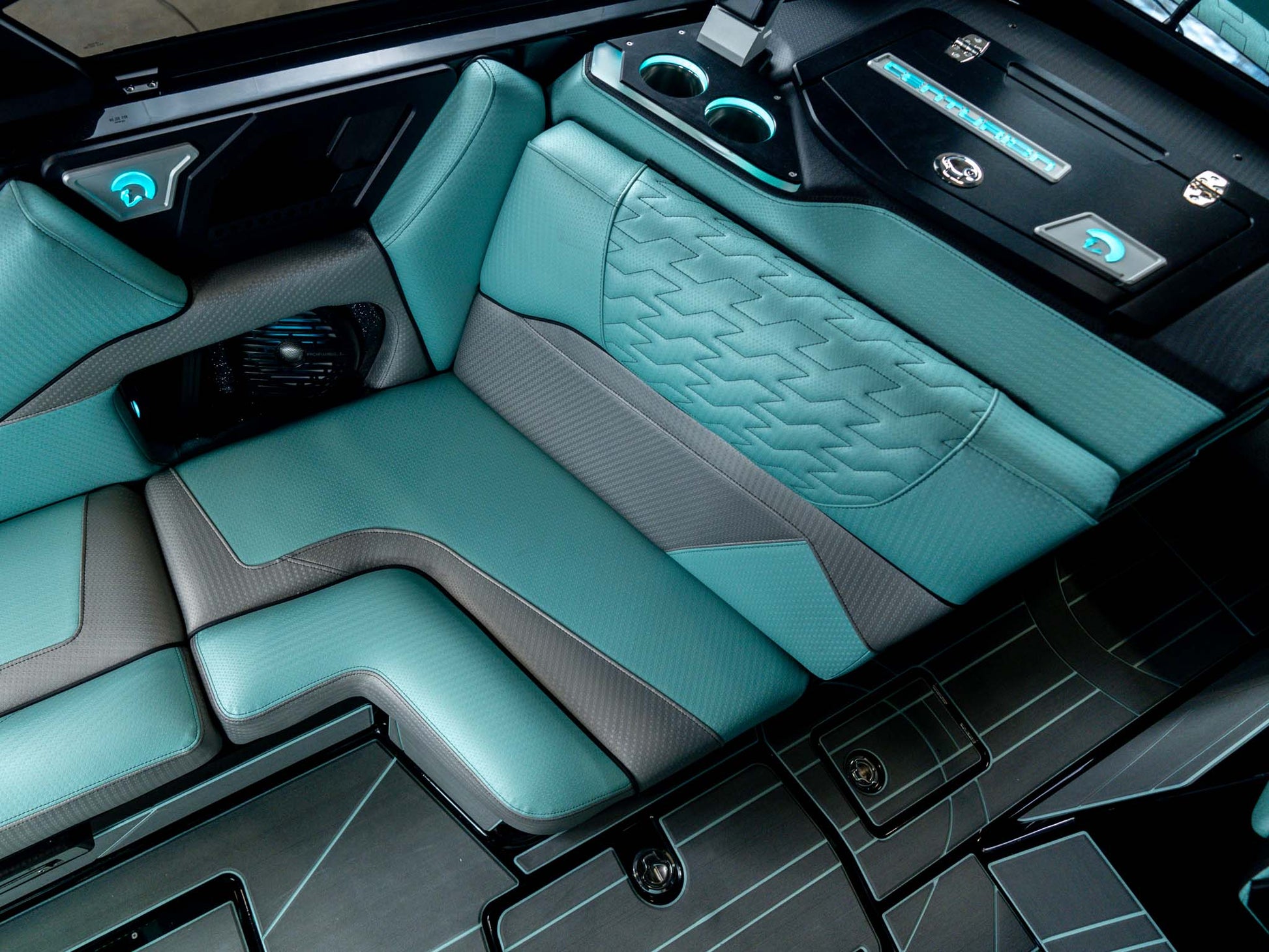 2026 Centurion Ri245 - Black Flake / Spearmint - BoardCo Boats