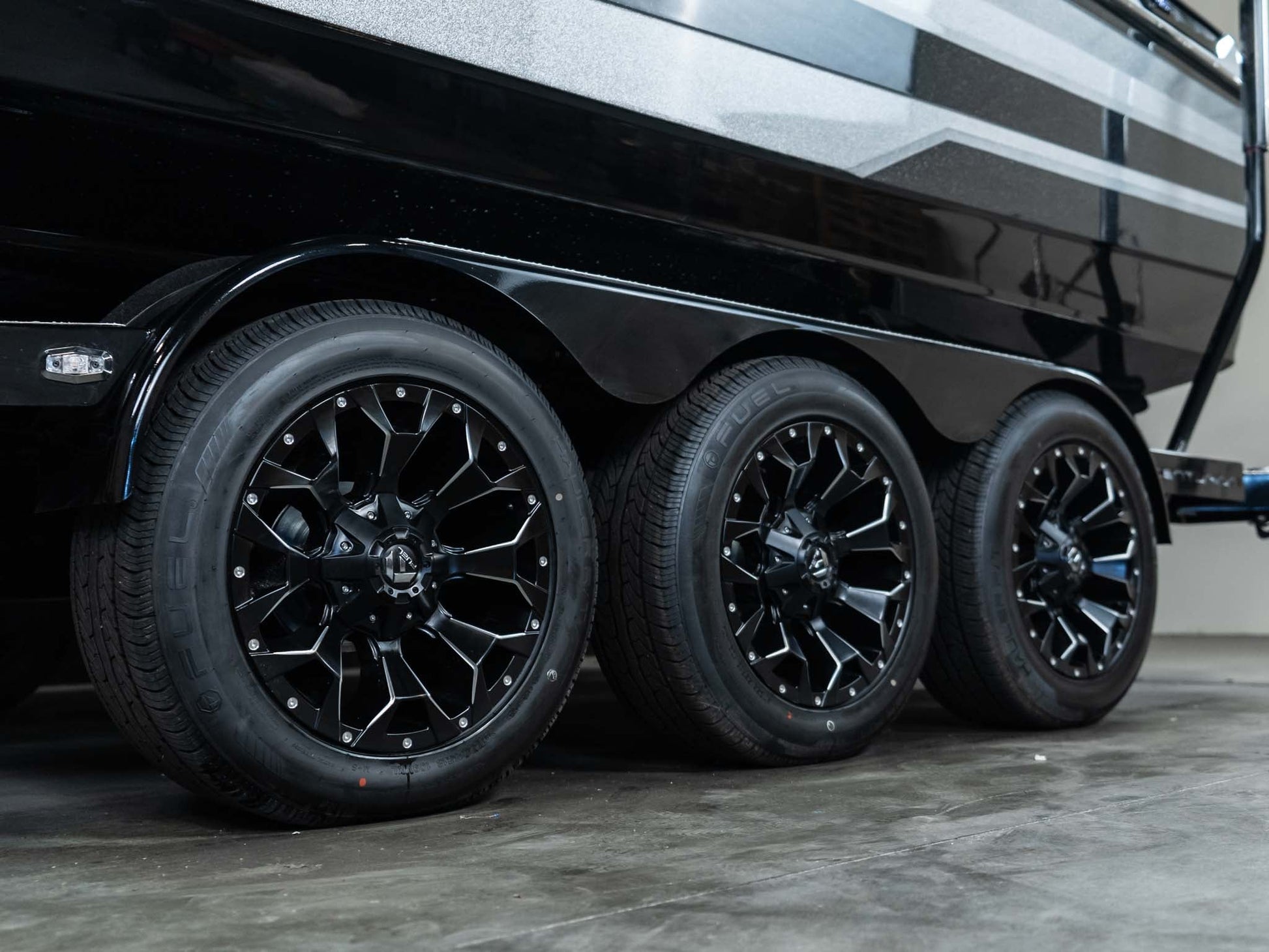 2026 Centurion Ri245 - Black Metal Flake / Silver Metal Flake - BoardCo