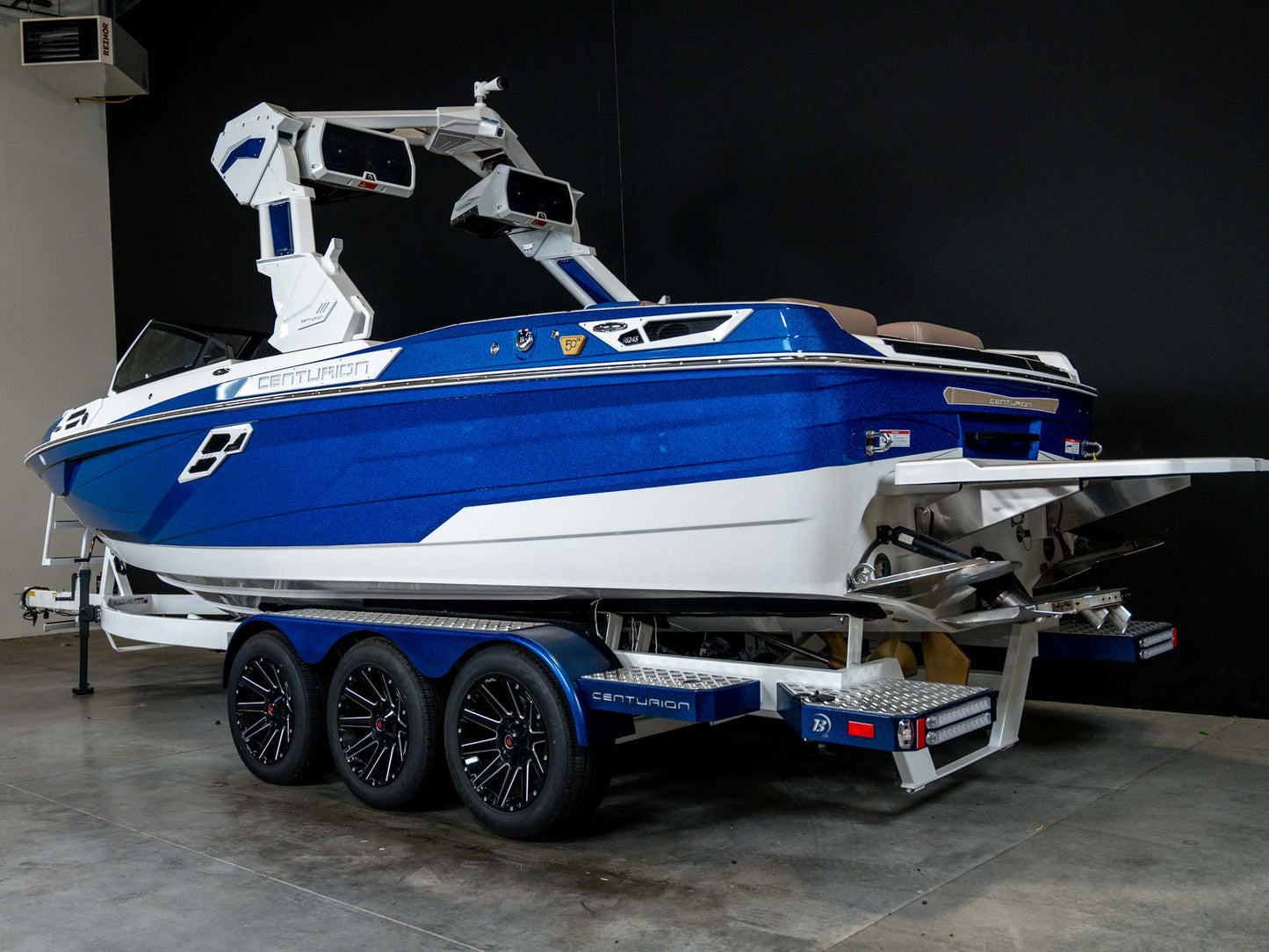 2026 Centurion Ri245 - Canadian Blue / White - BoardCo Boats